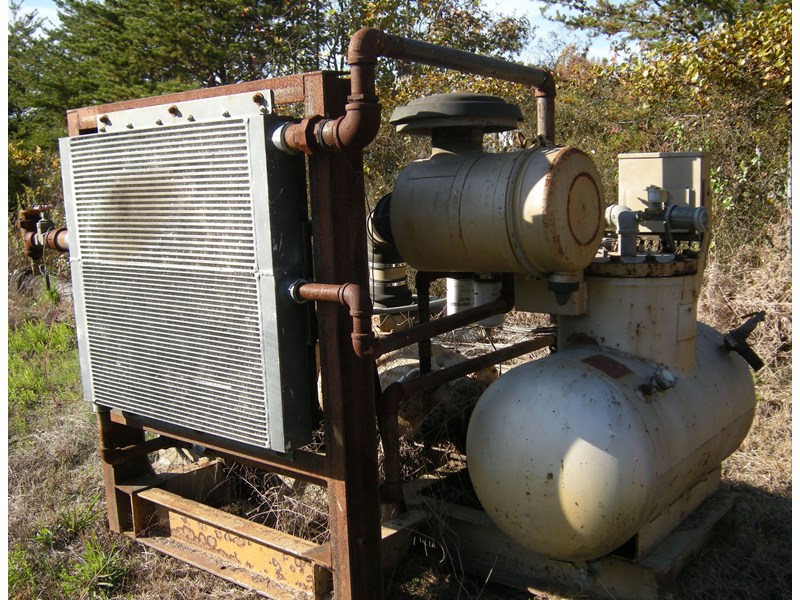 Quincy Compressor 740B       650H Air Compressor